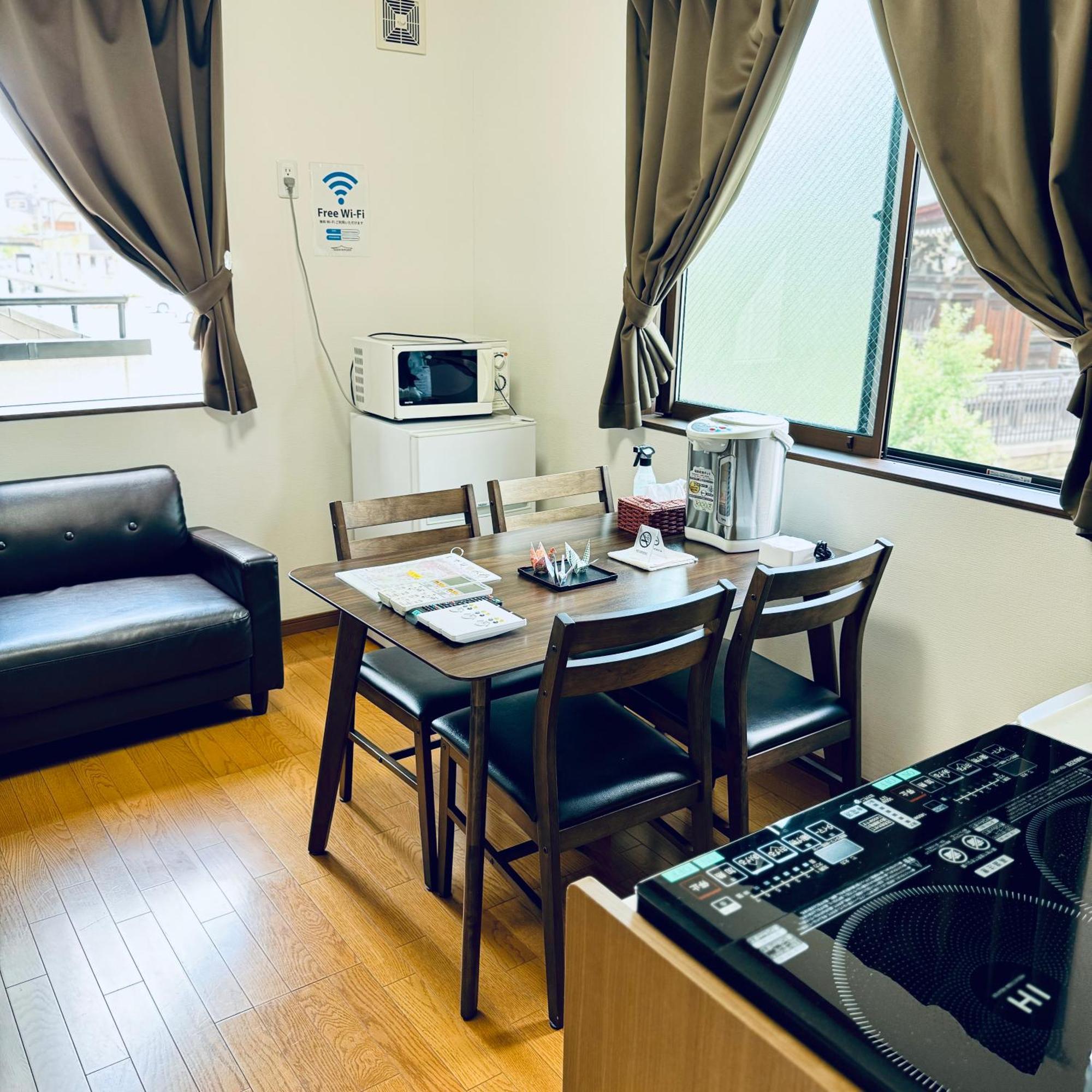 Thanyaporn Hotel تاكاياما المظهر الخارجي الصورة